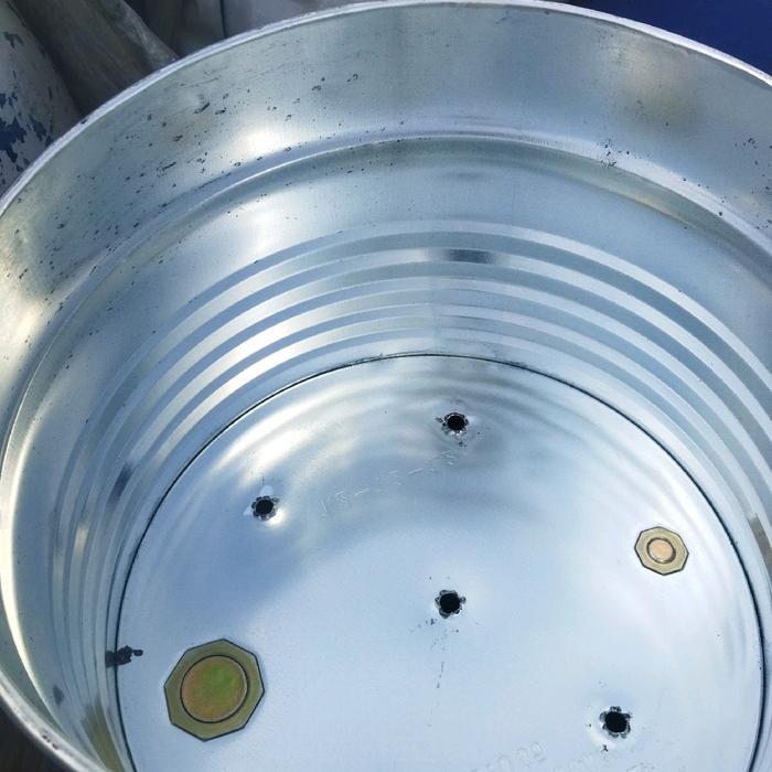 tong sampah /tempat sampah /drum galvanis/tempat sampah jumbo/tempat sampah besar/tempat sampah kap.