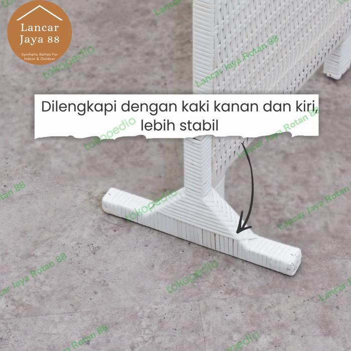 Sekat Ruangan Rotan Sintetis 1 Pintu / Partisi Ruangan