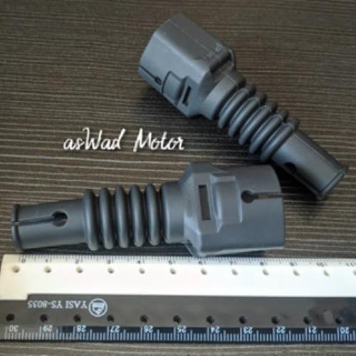B. Karet Pelindung Kabel Socket / Karet Pelindung Kabel Motor Mobil Universal