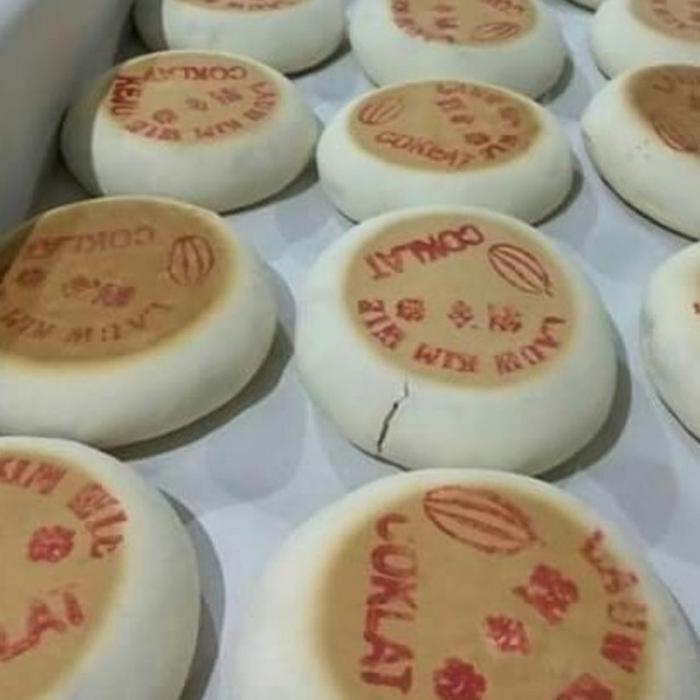 [] Kue Bulan Mooncake Tiong Jiu Pia Phia Ny. Lauw (Lauw Kim Wie) Halal