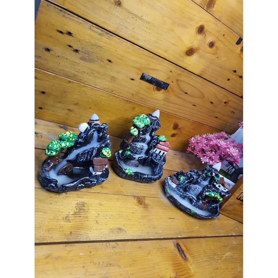 Tempat Dupa Kerucut Asap Bawah - Tempat Dupa Air Terjun