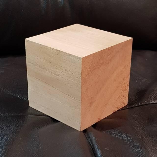 Balok Kubus Kayu 10 cm x 10cm