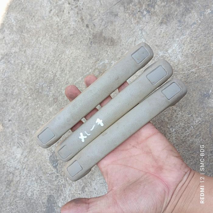 Hadgrip plafon pegangan tangan penumpang Suzuki Grand Escuso XL7 2.5