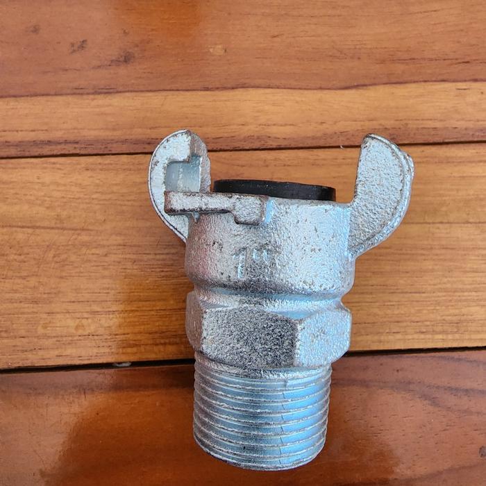 Chicago Coupling Blasting Pot 1" Male