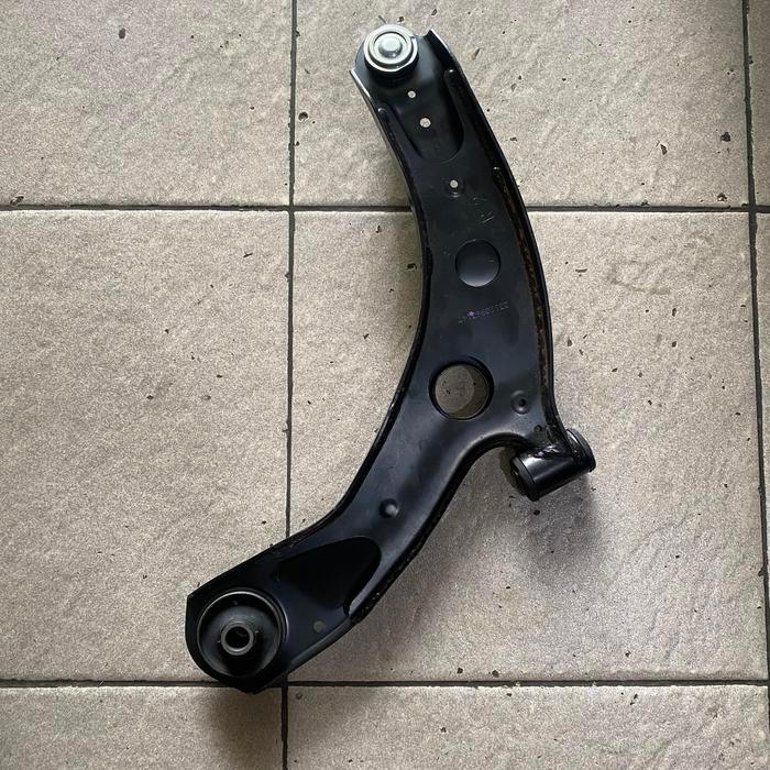 48068-BZ431 48069-BZ431 LOWER ARM AVANZA XENIA 2022 2023 UP ORIGINAL PASSSS