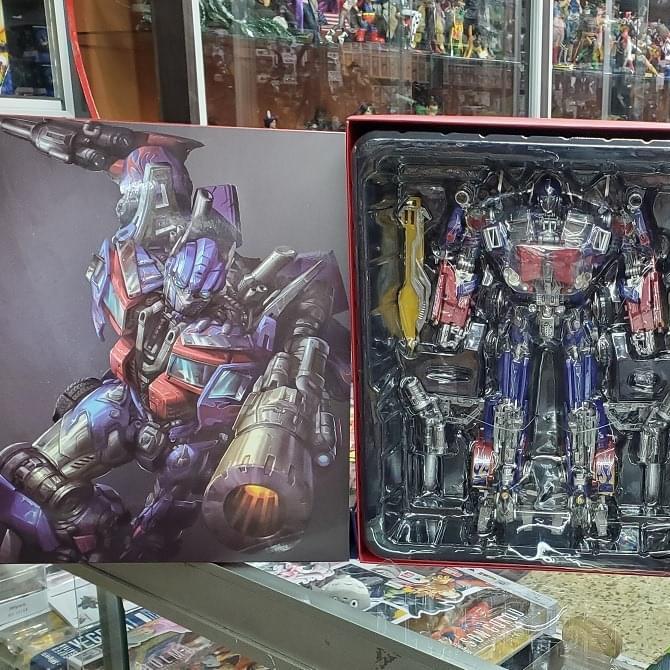 Ready Transformers Optimus Prime Original by Blackapple Weijiang