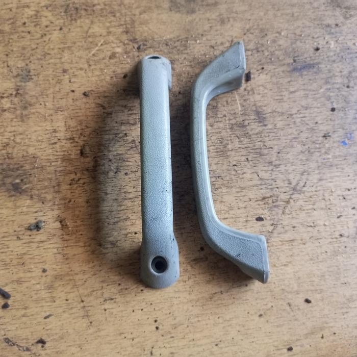 handle plafon handle pegangan tangan interior Suzuki Forsa 1000cc