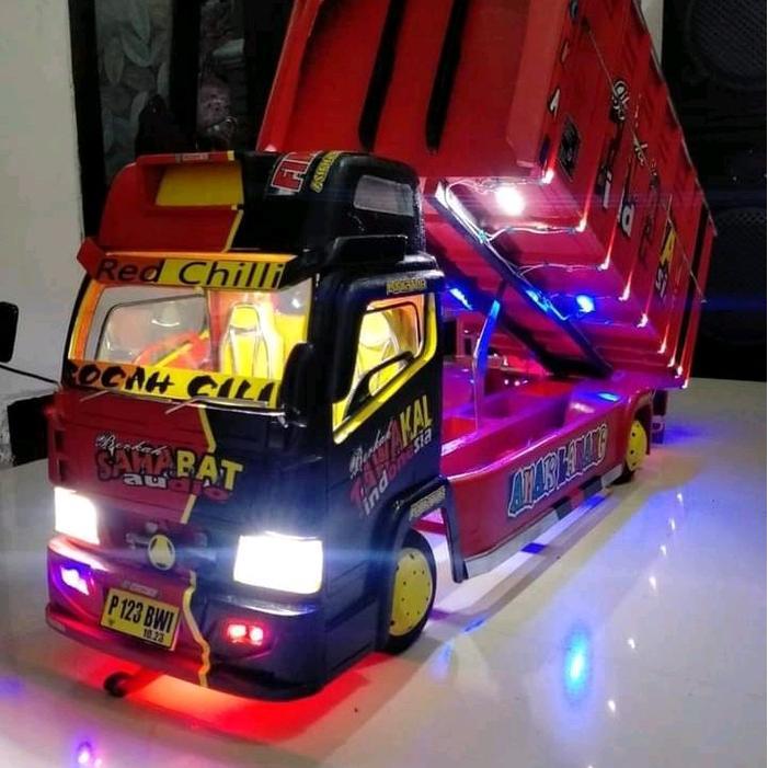 PROMO MURAH MINIATUR TRUK OLENG JUNGKIT LAMPU TERPAL FUL VARIASI Kayu