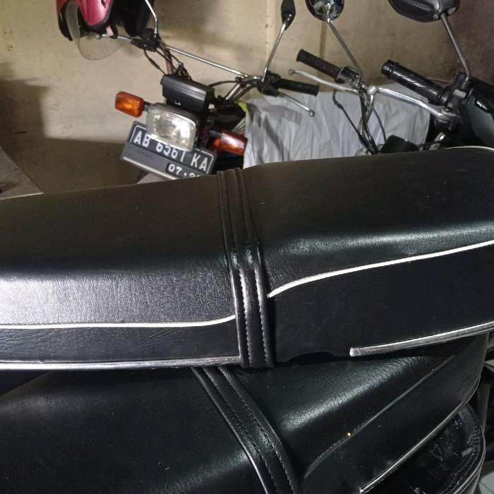 jok sadel honda 69 s90 astra castrol