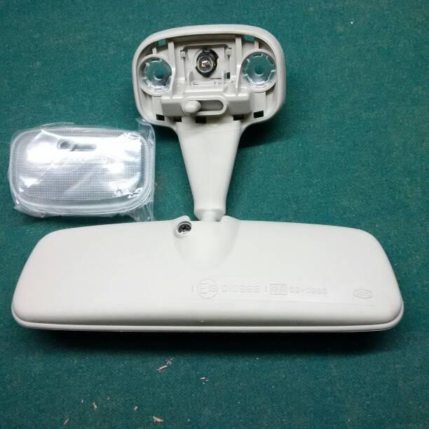 Lampu plafon + spion dalem Mitsubishi Maven news