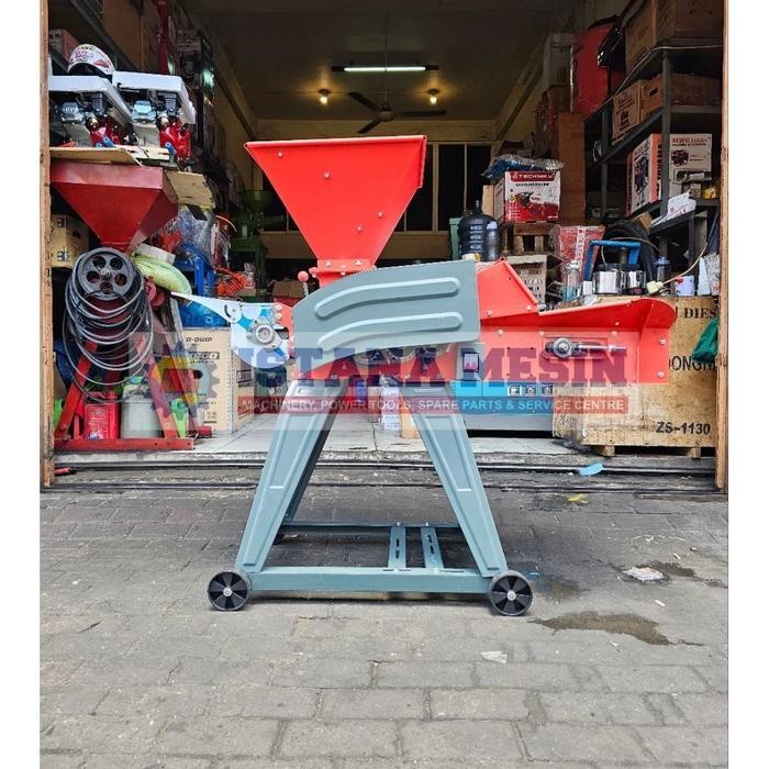 MESIN PENCACAH RUMPUT PELEPAH SAWIT RANTING MULTIFUNGSI OKINAWA OCC 6 300 TANPA MESIN