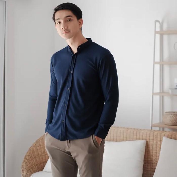 Aljosa Kemeja Pria Polos Navy Biru Dongker Lengan Panjang Kerja Kantor Slimfit Baju Cowok Hem Distro