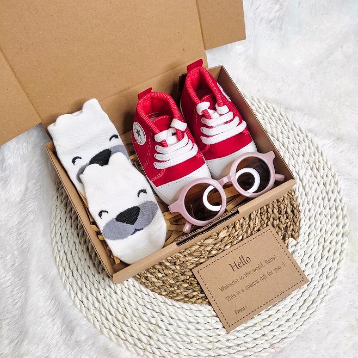 Hampers Bayi Kado Lahiran Bayi Cewek & Cowok