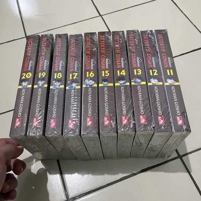 Komik SET Detektif Conan Premium 11 12 13 14 15 16 17 18 19 20 (11-20) by Aoyama Gosho
