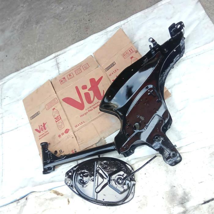 PREMIUM rangka tangki honda astrea star cat hitam kilap  normal siap pake