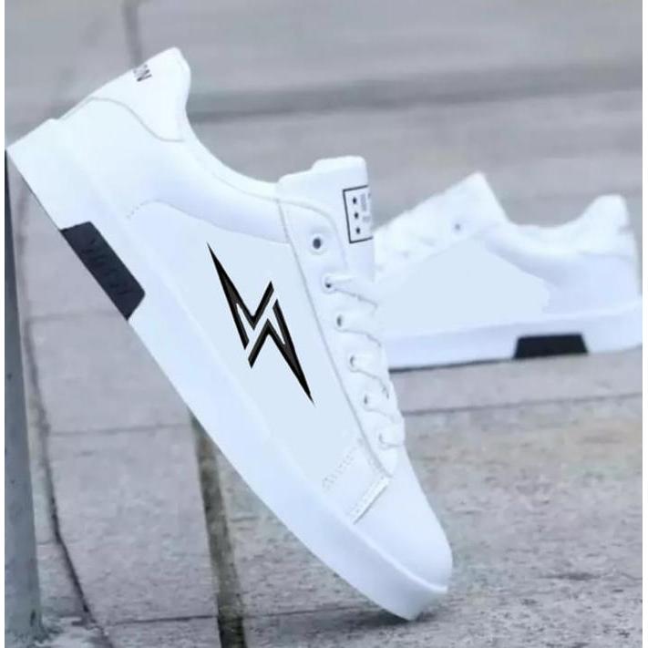 Fladeo Footwear - Sepatu Pashion Putih Pria Cocok Buat Nongkrong Running Sport Kasual Sneakers Shoes
