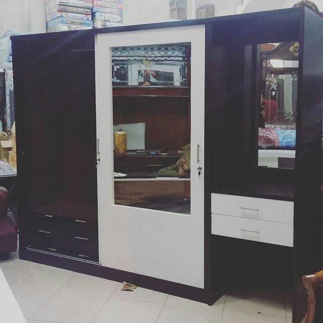 lemari pakaian KAYU SLIDING 2PINTU MEJA RIAS hitam putih TERLARIS