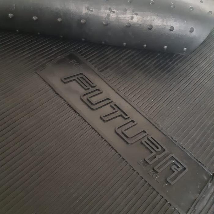 Karpet Karet Alas Lantai Pick Up Futura