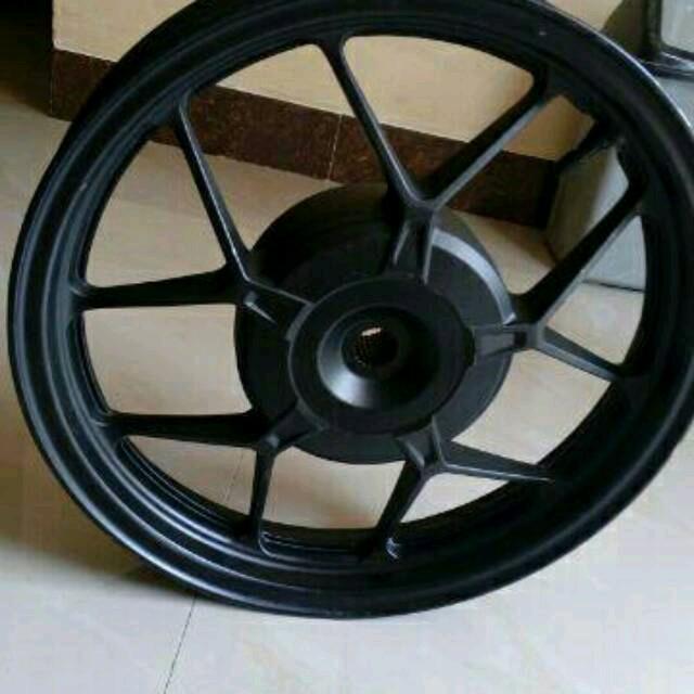 Velg belakang vario 150 ori