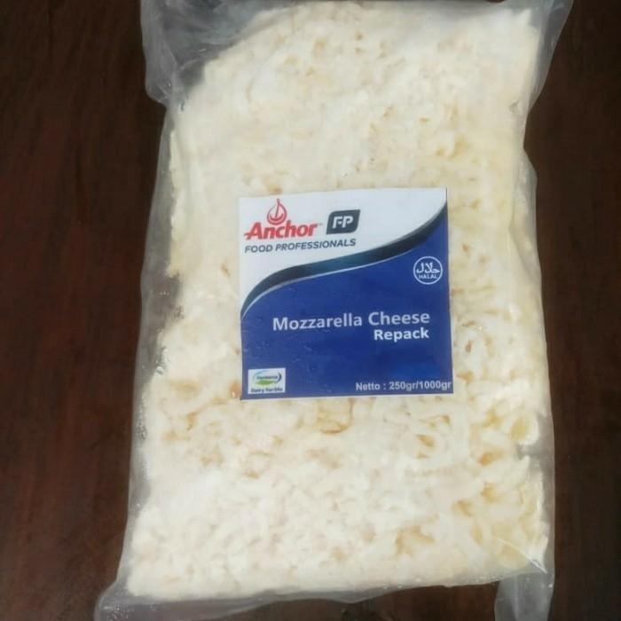Keju Mozarella Shredded 1Kg / Mozarella Parut Shredded Cheese 1 Kg Terlaris