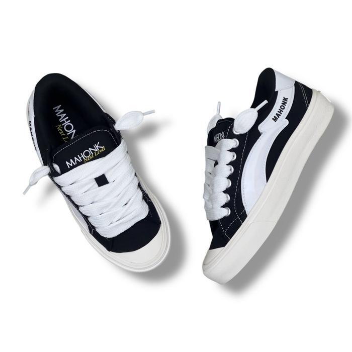 SEPATU MAHONK MAXBOLD LUNAR - Sepatu Lokal Brand Original - Sepatu Gemuk Tali Black White