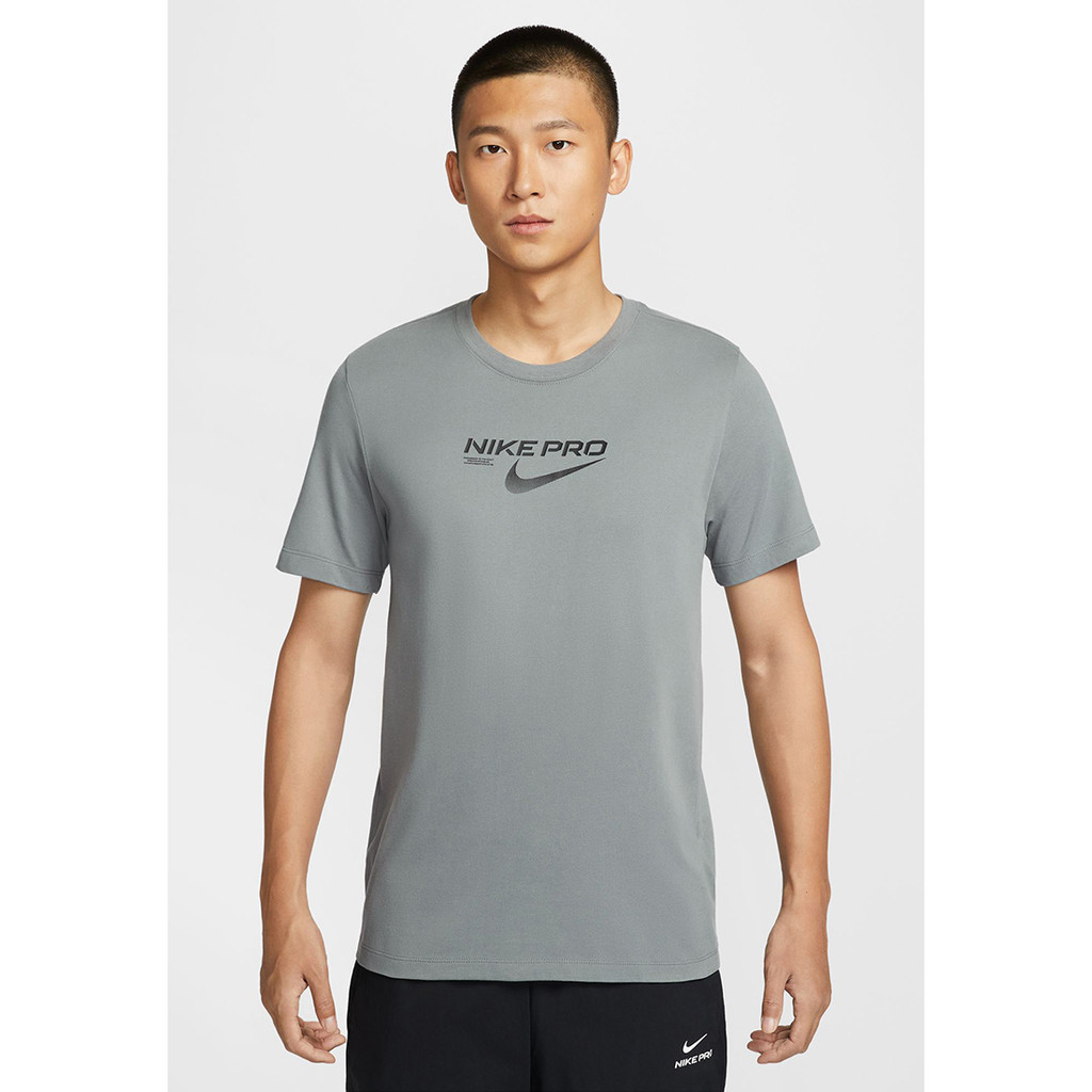 Nike Dri-FIT Training T-Shirt Pria