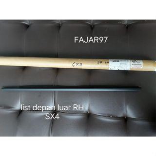 Pelipit list kaca luar/Weatherstrip out depan/tengah SX4 original
