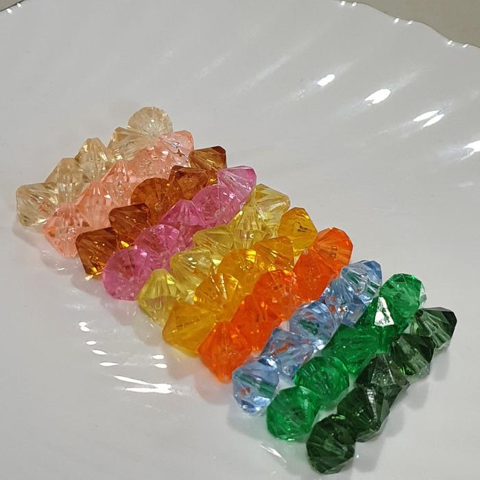 Mote Akrilik Bening Diamond 12 mm Warna (10 pcs)