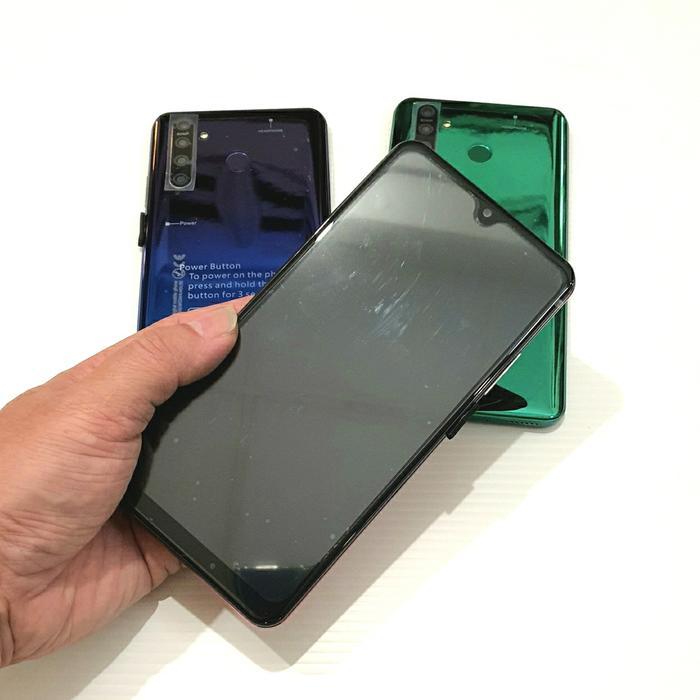 HUANGMI F8 NOTE 4G LTE LCD 7,2 INCH RAM 3GB ROM 16GB BATT TANAM RESMI