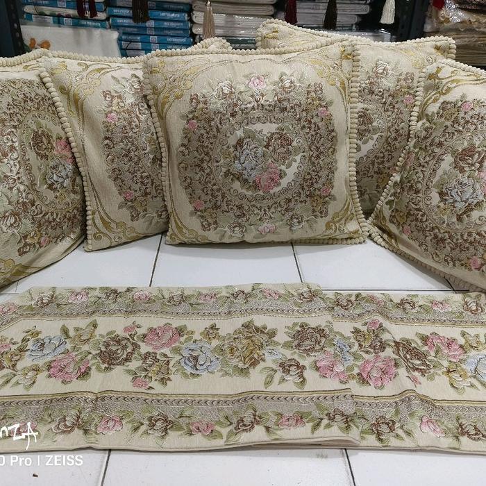 Satu Set Sarung Bantal Sofa Belgia Premium 5/Pcs Sarung Bantal 1/Pcs Taplak Meja Tamu Mewah Elegant