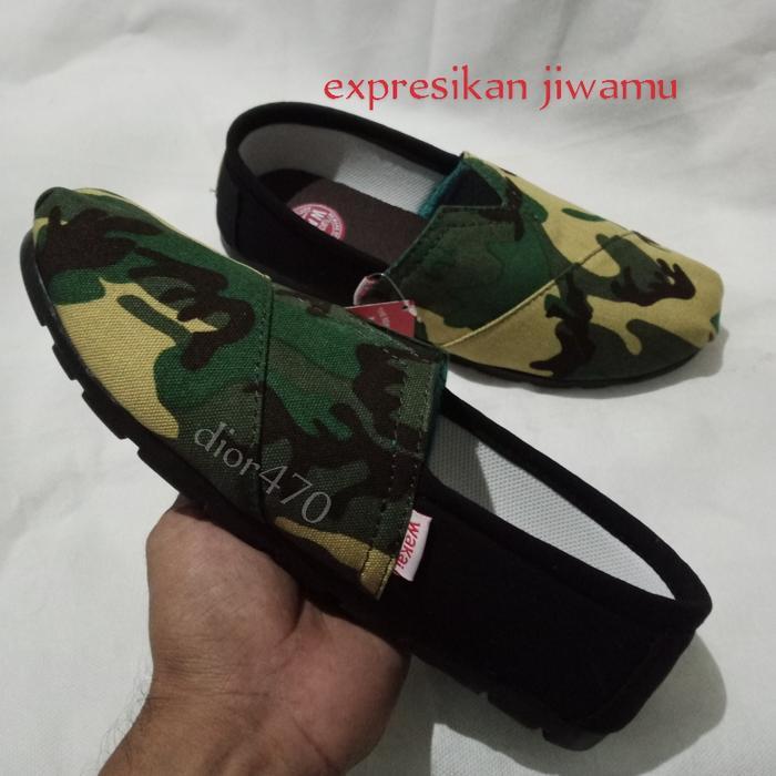 Dior470/Black army/sepatu slip on/sepatu Wakai/Wakai pria/sepatu wanit