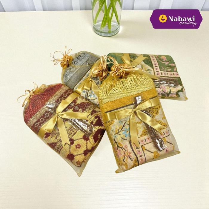 Paket Souvenir Sajadah Dewasa Tile Tasbih Kayu Tasyakuran Tahlilan