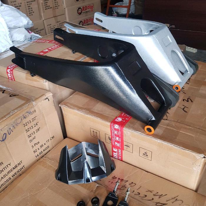 swing arm RD RACING model R15 v2 khusus desain untuk Honda cb150r old cb150r new street fire CBR