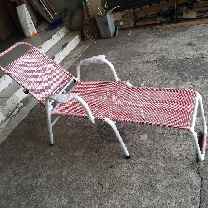 Kursi Santai Selonjoran/Kursi Malas/Kursi Santai Tali Plastik