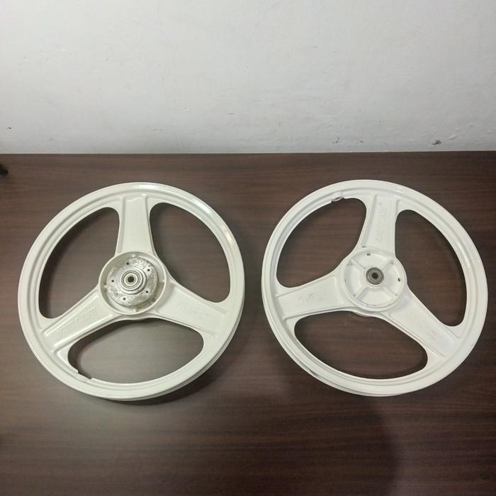 velg daytona Japan palang 3 tiga racing tubeless velk r17 ring 17