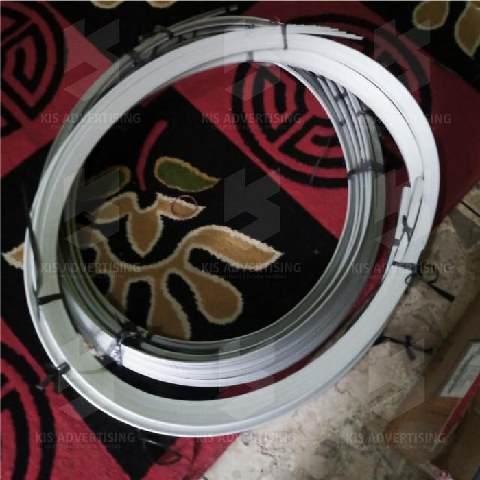 List Aluminium Neon Box Bulat Kecil