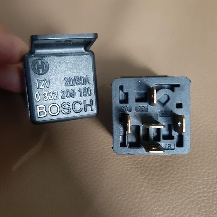 "New" Relay BOSCH 12V Kaki 5 30A
