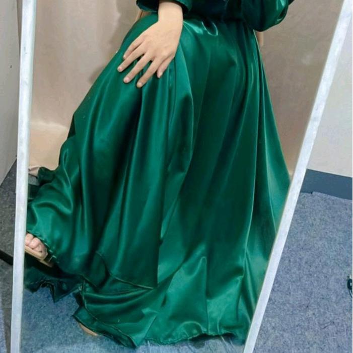 Azyura Dress Dewasa Satin Velvet Gamis Muslim Kondangan Pesta Mewah Lebaran Gaun Wanita ini