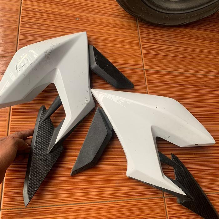 body sayap tangki cb150r new
