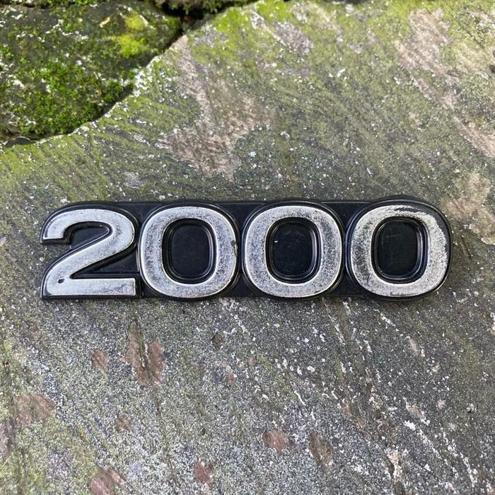 Plate Rear Name No.3 (Displacement) Emblem Logo Tulisan Bagasi Belakang 2000 Toyota Corona RT104 RT1