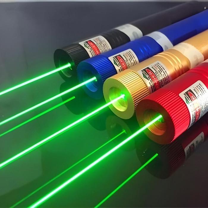 Laser Leser Hijau Green Laser Pointer Jarak Jauh 303 Baterai Charge / green laser pointer 303 /