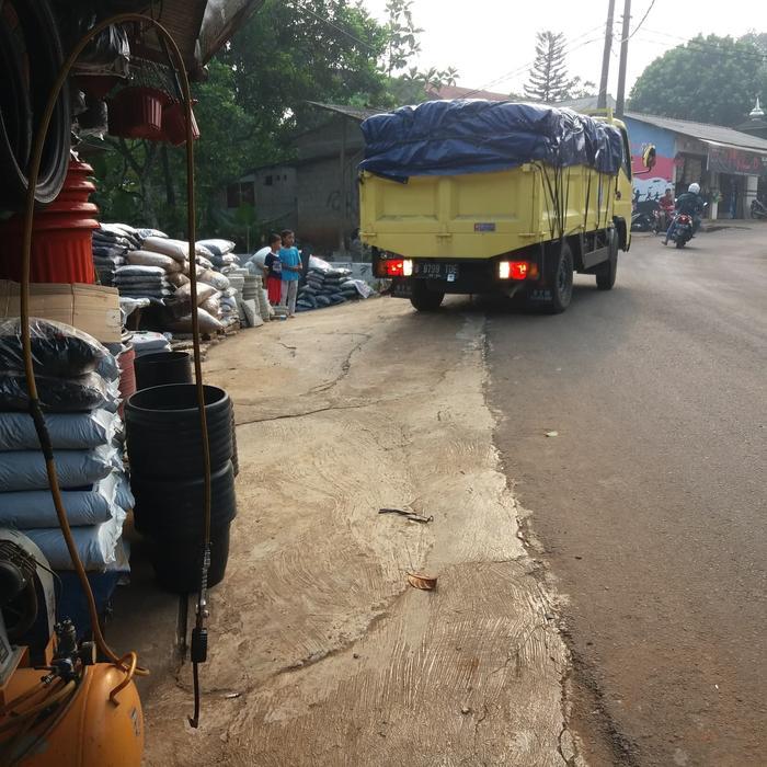 BATU KORAL HITAM//BATU HIASAN TAMAN.