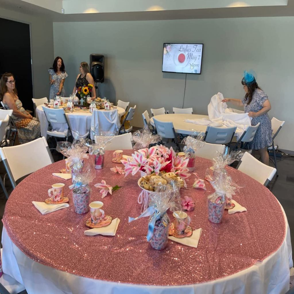 Sequin Tablecloth Round Fuchsia Sparkly Table Cover Glitter Table Overlay for Party Dinner Festival