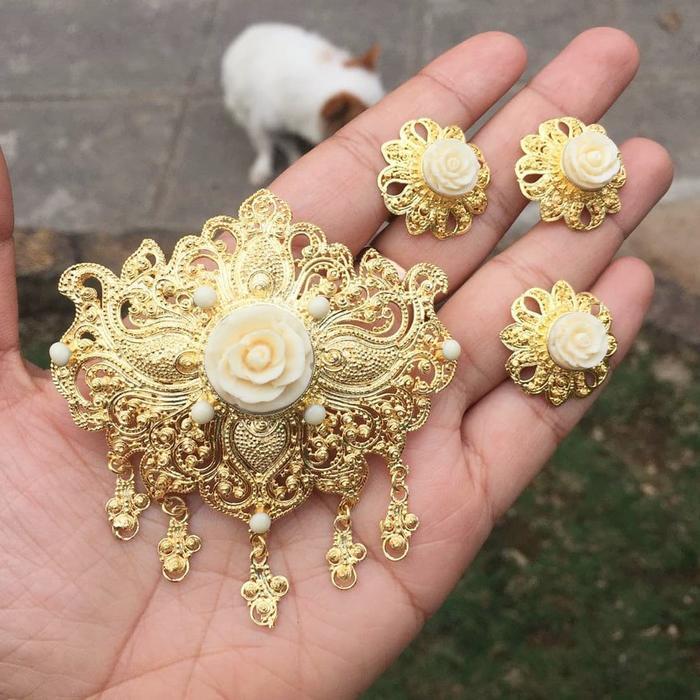 ,,,,,,,] Set Bross Alpaka Patra Ukir Kebaya Hijab Bali