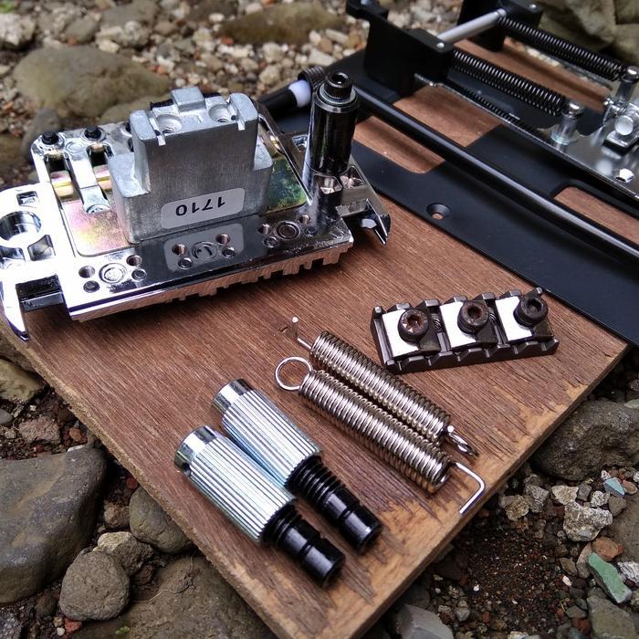 Tremolo Gitar Ibanez Edge Zero II 2 ZPS Chrome w/ZPS3FE - IM