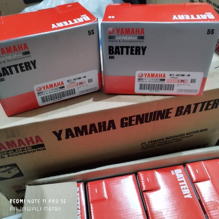 3C1-H2100-30 Aki Ytz5S Yuasa Yamaha Original