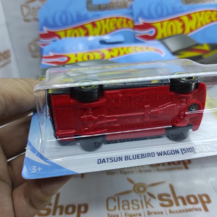 HOT WHEELS DATSUN BLUEBIRD WAGON ( 510 ) MOMO HITAM