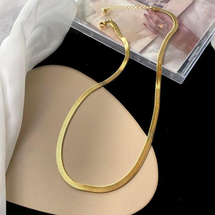 Kalung Titanium Wanita Rantai Pendek K462