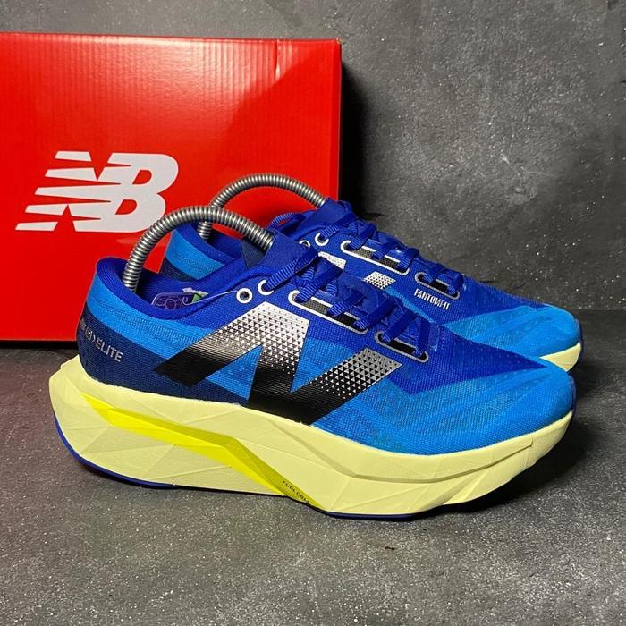 Sepatu Runing Nb Fuellcell Sc Elite V4 Blue Black