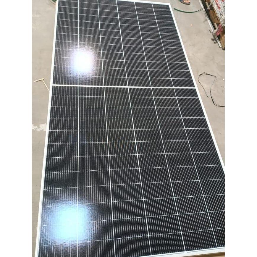 585 WP Solar panel / Panel Surya / Solar Cell merek Jinko